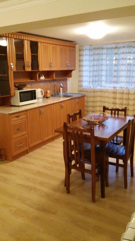 Tskaltubo Guest House On Mirian Mepe Ngoại thất bức ảnh